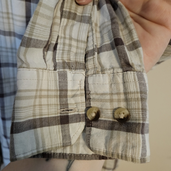 Wrangler Plaid Button-Up Shirt White Brown Tan Casual Neutral Classic - Picture 3 of 7